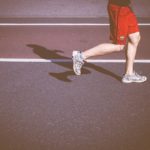 Läufer auf Asphalt, Schienbeinkantsensyndrom Shin Splints