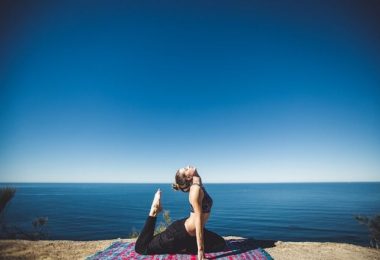 Dehnen im Krafttraining: Sinn & Nutzen von Stretching
