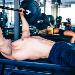 Brust-Training und Übungen für eine massive Brust