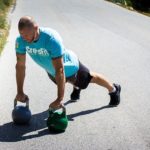 Mann beim Sport & Training mit Sonnenbrand