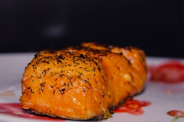 High Protein Lachs &amp;quot;Fleisch&amp;quot;-Bällchen Rezept: eiweißreiche Lachsbällchen