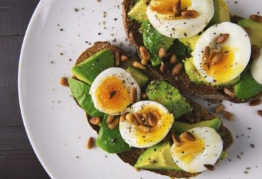 proteinreiche Snacks für Zwischendurch