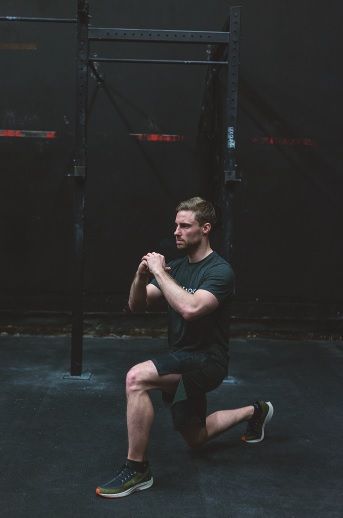 HIIT Workout Ausfallschritte