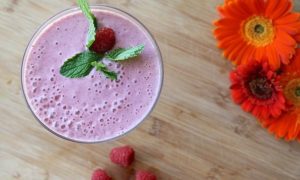 Low Carb Himbeer Smoothie